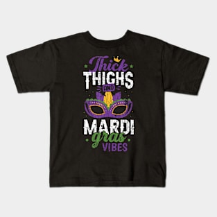 Thick Thighs Mardi Gras Vibes New Orleans Party Graphic Kids T-Shirt